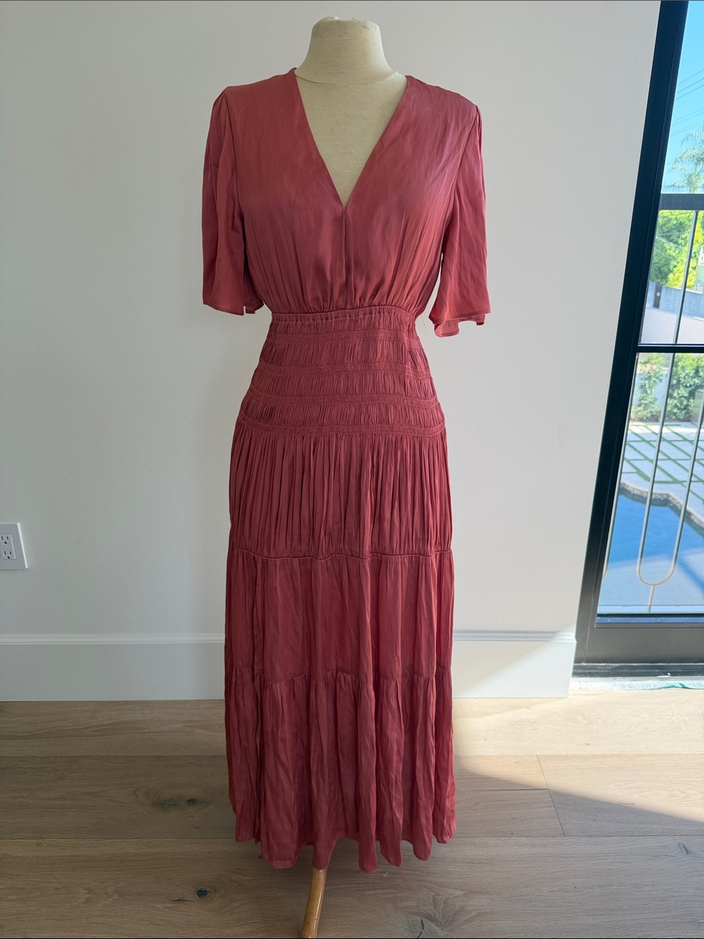 Women's Dusty coral V-Neck Smocked Waist Maxi Dress